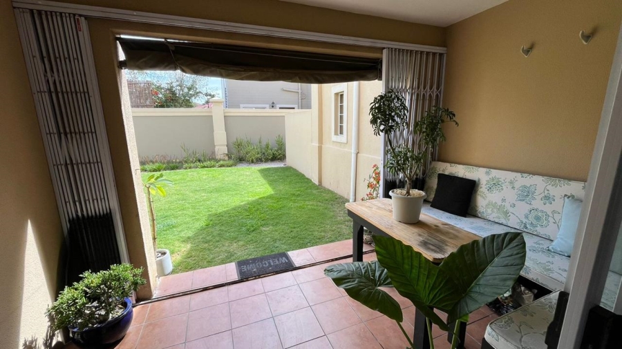 To Let 2 Bedroom Property for Rent in Century City Western Cape